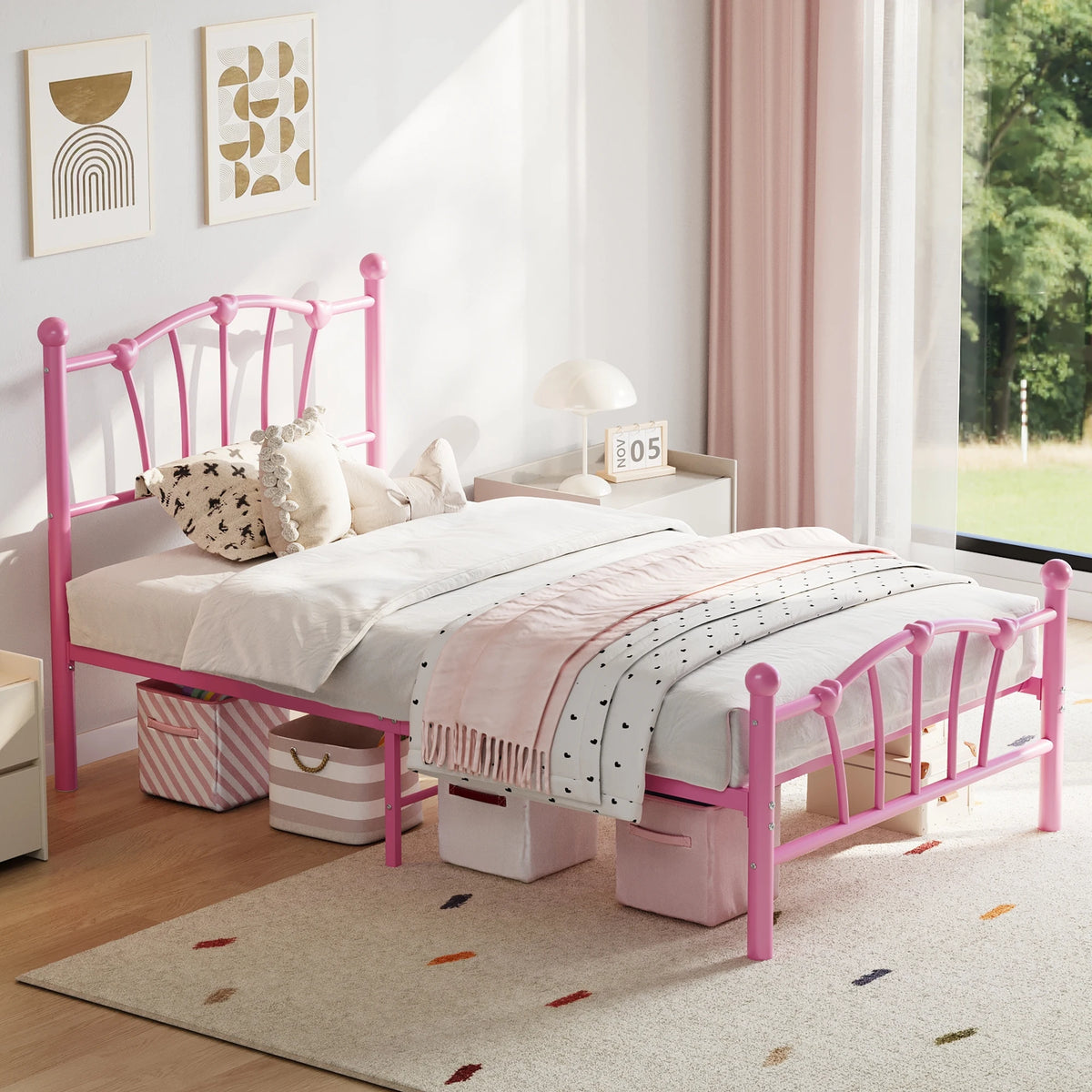 Twin Metal Platform Bed with Heart-Shaped Headboard and Footboard - Sturdy Slats - Silent - with Under-Bed Space, Without a Box Spring - White