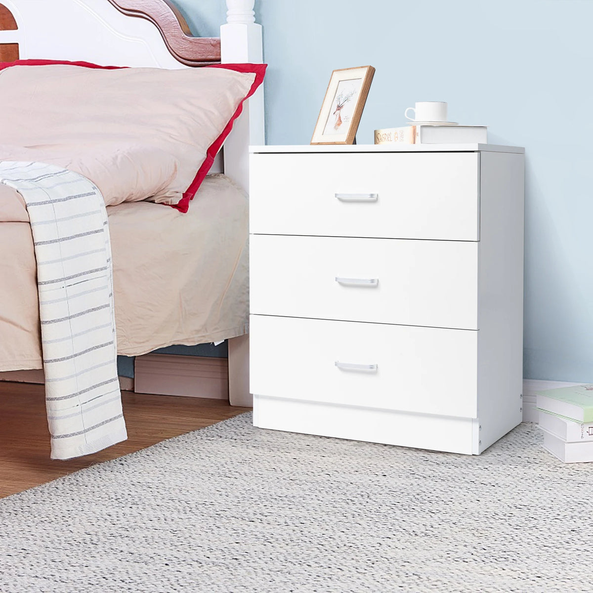 White 3‑Drawer Chest of Drawers, Tall Bedroom Dresser Cabinet with Silver Long Pull Handles, Freestanding Storage Drawer Unit for Bedroom Apartment Home Furniture